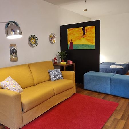 דירות נאפולי La Casa Di Domi מראה חיצוני תמונה